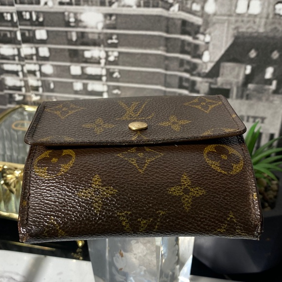 Authentic Louis Vuitton Monogram Elise Wallet - Picture 16 of 16